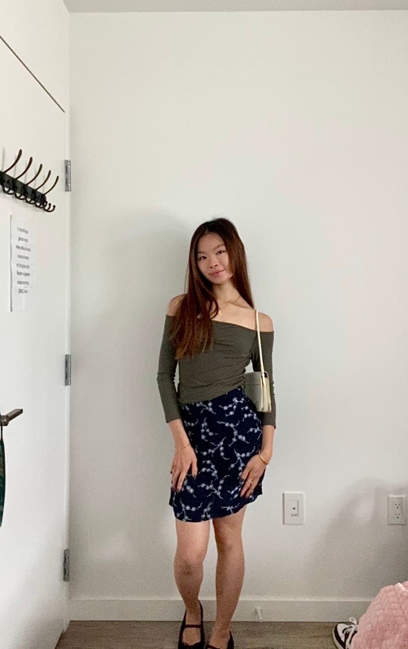 Leona Khong
