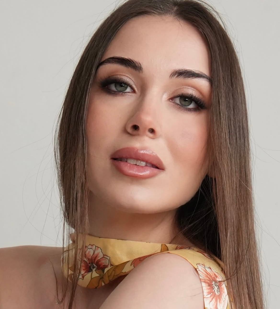 Elina Tandogan